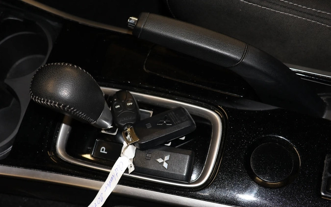 Mitsubishi Outlander cena 91400 przebieg: 23000, rok produkcji 2018 z Golina małe 191